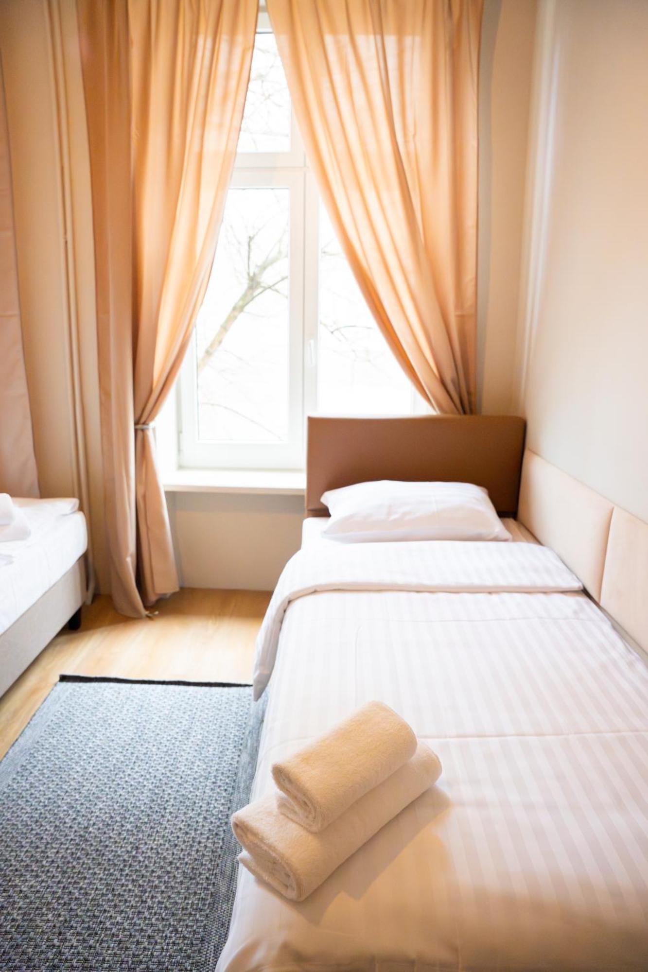 Hotelik Relax H360 Łódź Eksteriør bilde